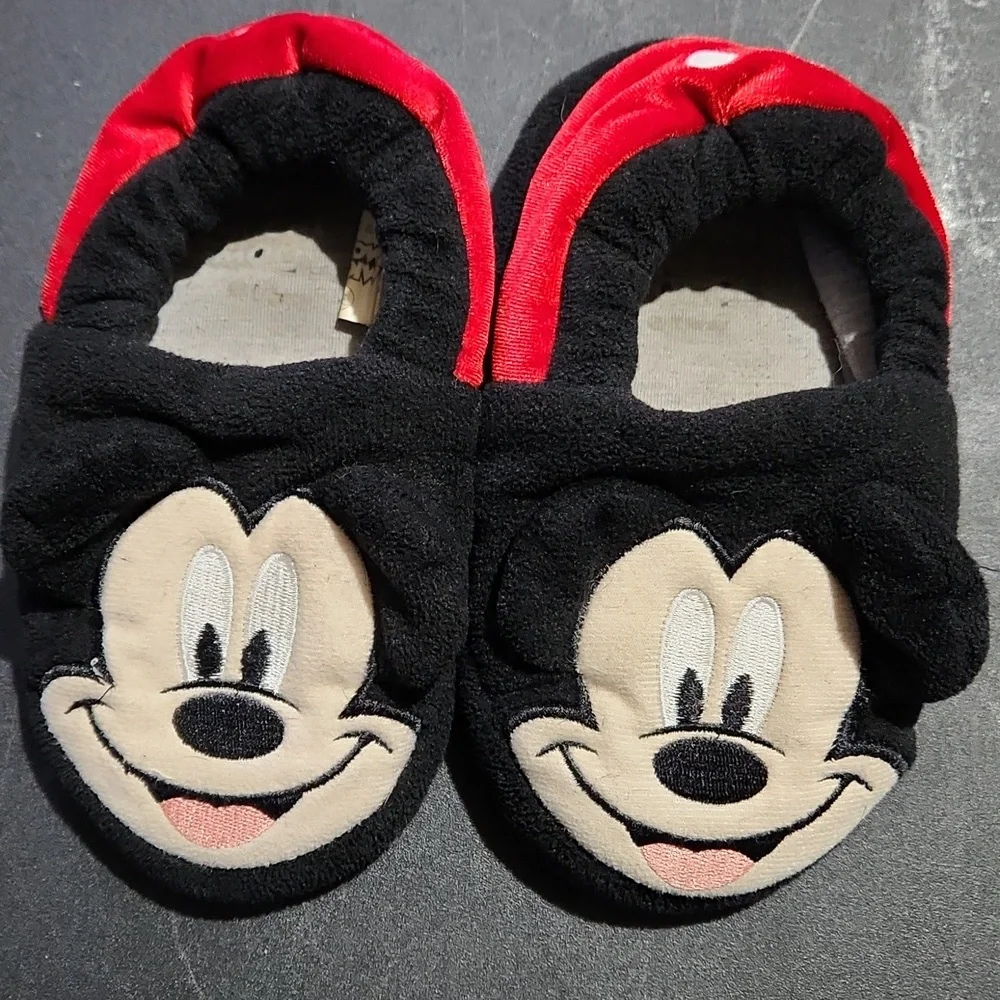 Mickey Mouse Toddler Slippers 9/10